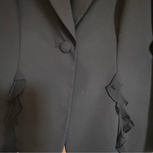 Tahari Black Blazer - Picture 6 of 7